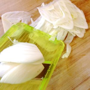 I was using up the last bit here, so didn't get strips. The center cuts of the bulb will give you nice strips of cut fennel.